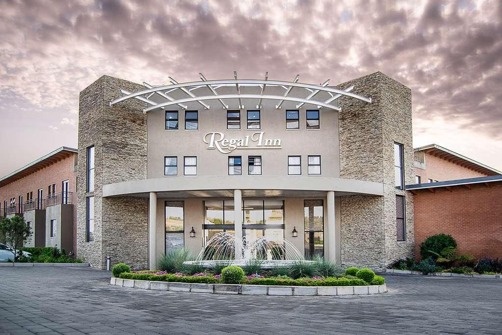 Regal Inn Hotel Midrand Extérieur photo
