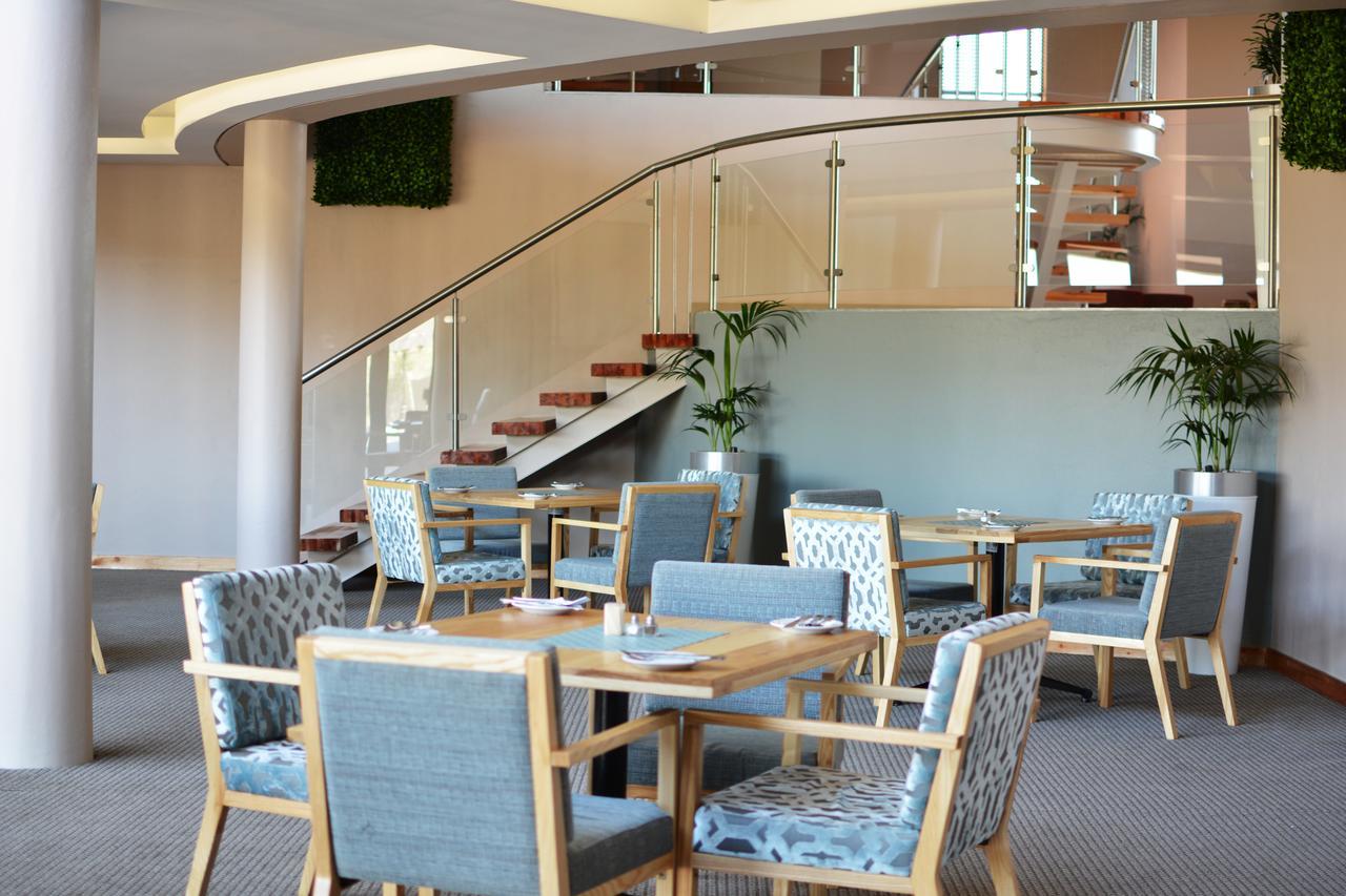 Regal Inn Hotel Midrand Extérieur photo