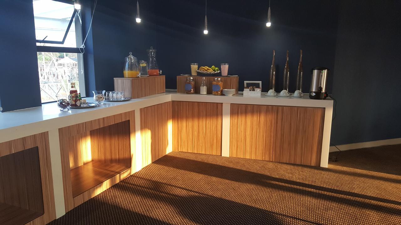 Regal Inn Hotel Midrand Extérieur photo